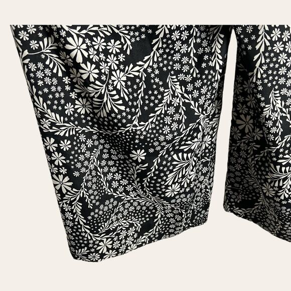 CeCe Black White Floral Print Wide Leg Sleeveless Jumpsuit Size M - Picture 5 of 11